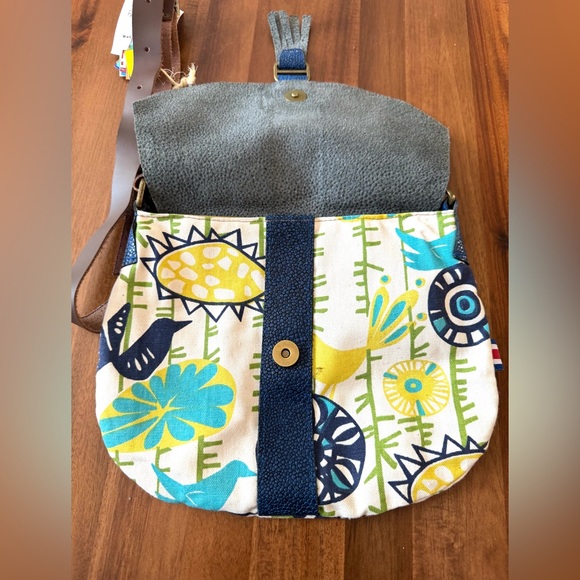 Calle Luna Colorful Handcrafted Leather Patterned Crossbody Bag - Picture 6 of 13